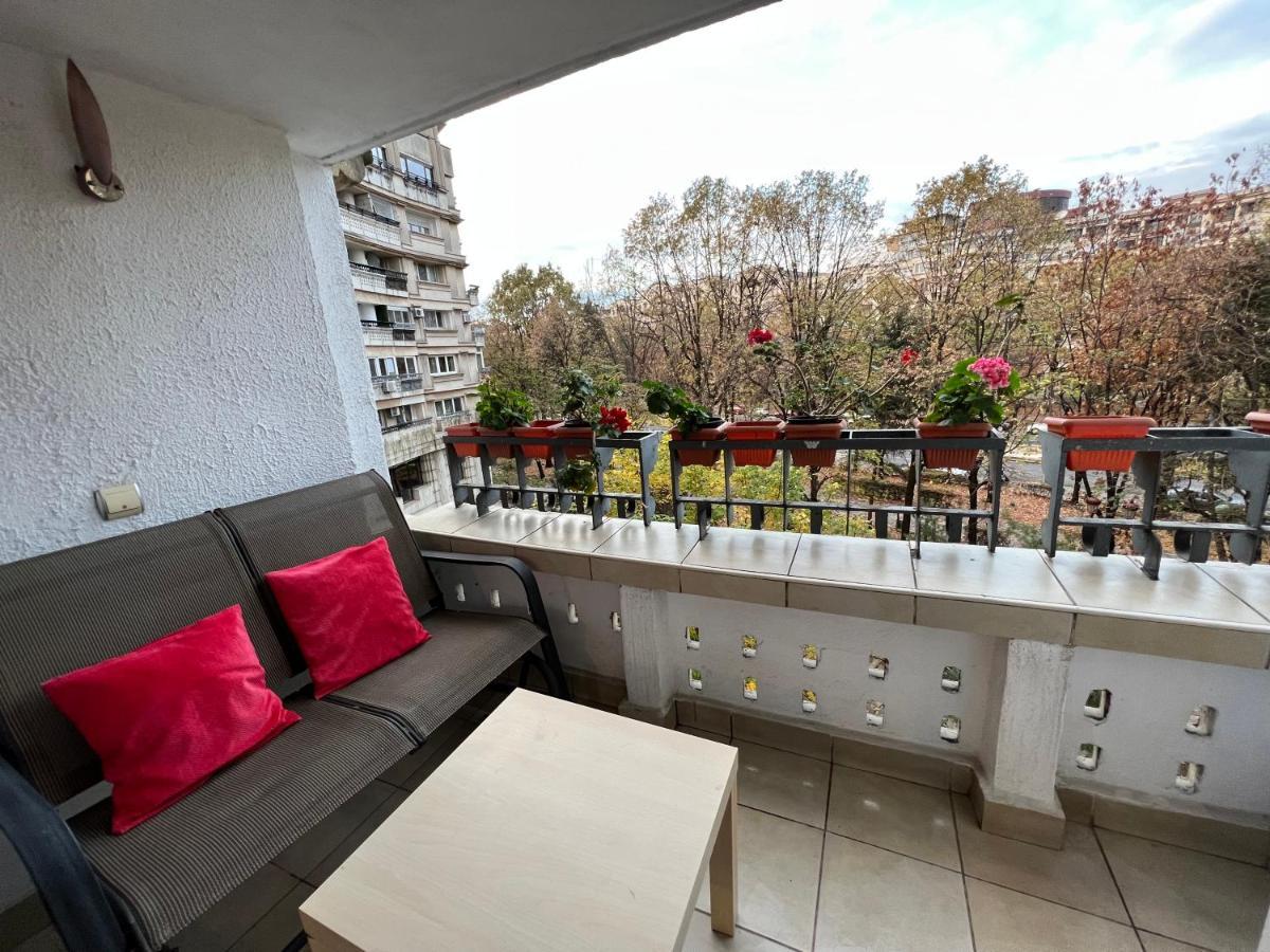 Color Apartments Unirii 14 Blv Bucureşti Ngoại thất bức ảnh