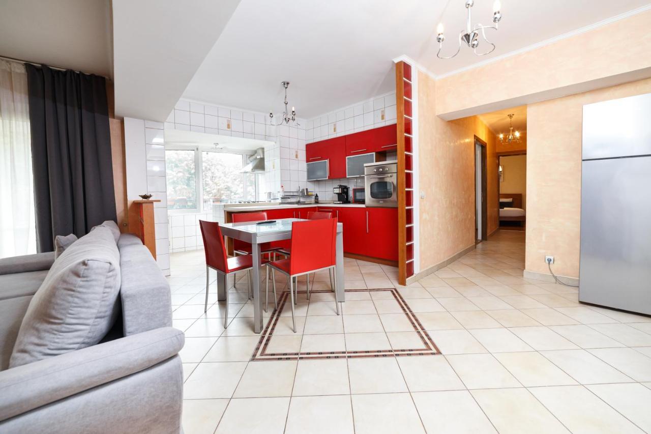 Color Apartments Unirii 14 Blv Bucureşti Ngoại thất bức ảnh