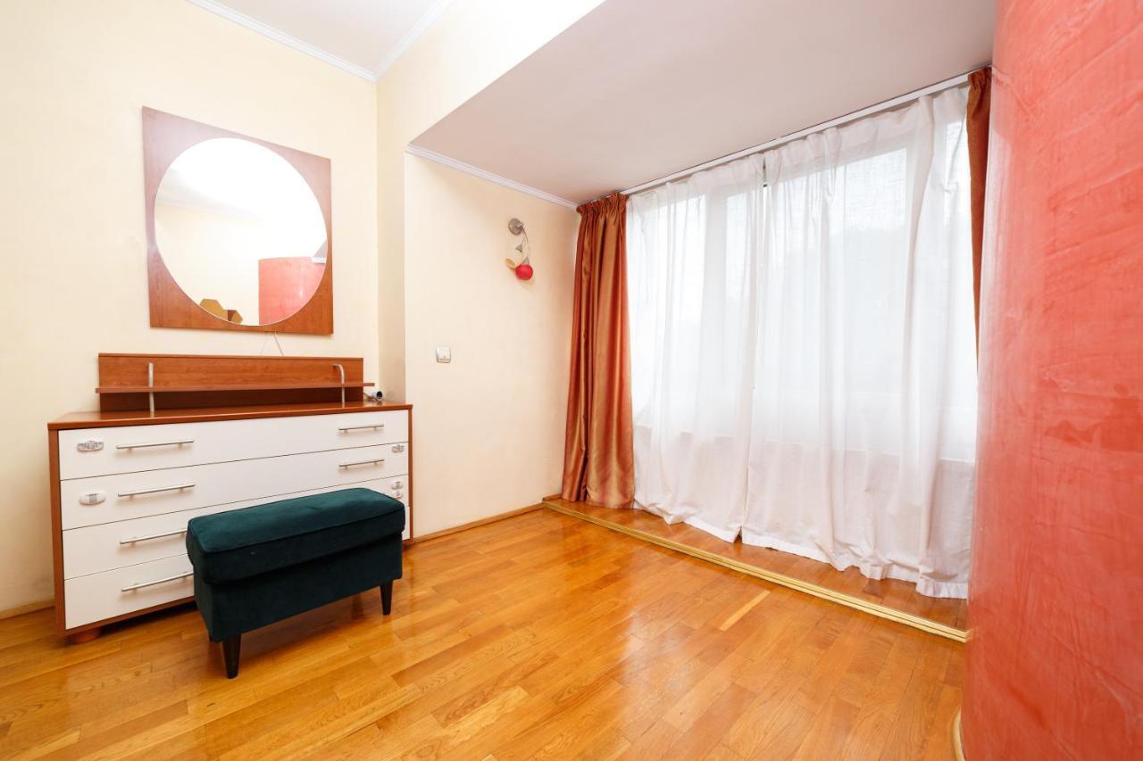 Color Apartments Unirii 14 Blv Bucureşti Ngoại thất bức ảnh